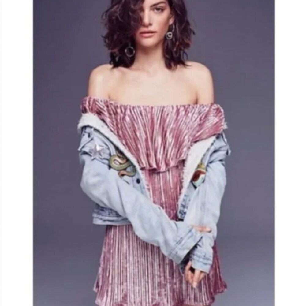 Free People "Into the Night" Pink Pleated Velvet Off-the-Shoulder Mini Dress